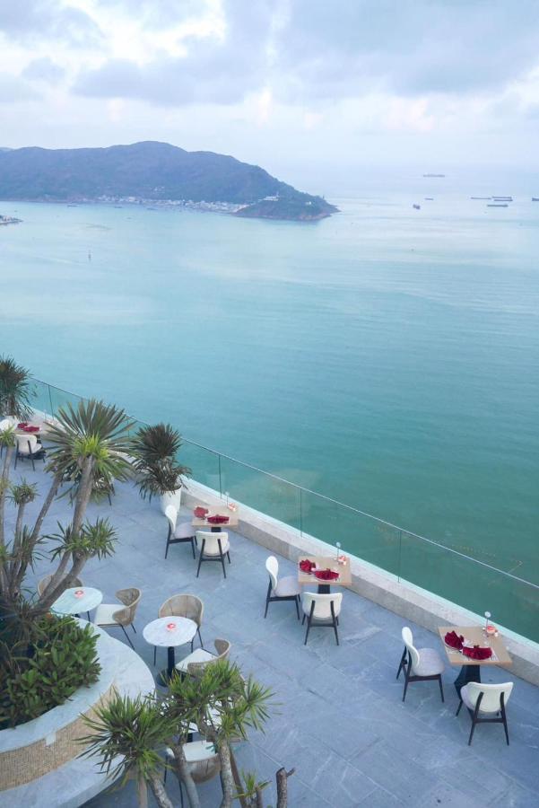 Tms Residences Beachfront Куинён Экстерьер фото